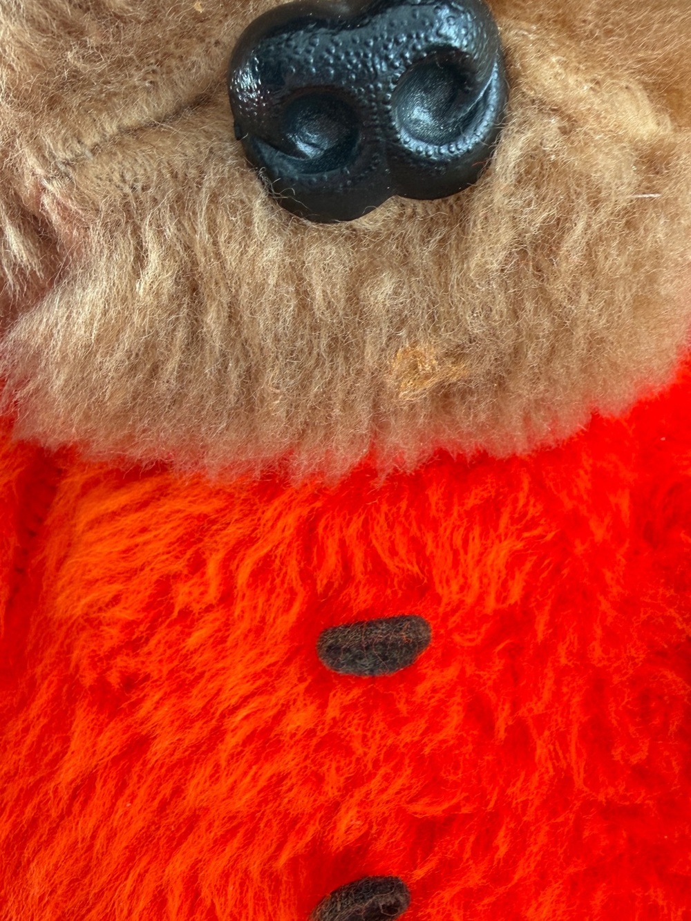 Vintage hard stuffed RCMP dog - Picture 16 of 16